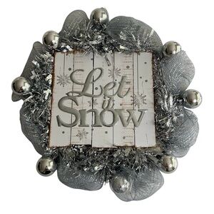 Let it Snow Wreath